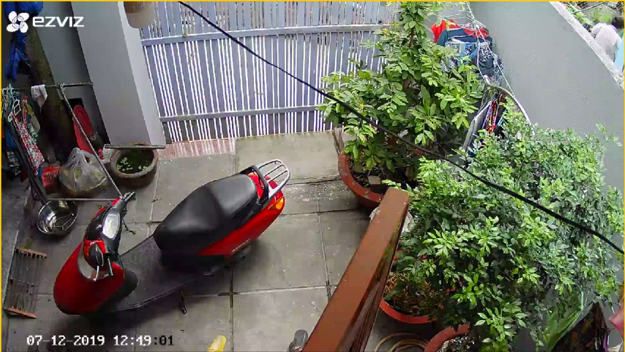 hinh-anh-sac-net-tu-camera-wifi-khong-day-ezviz-full-hd